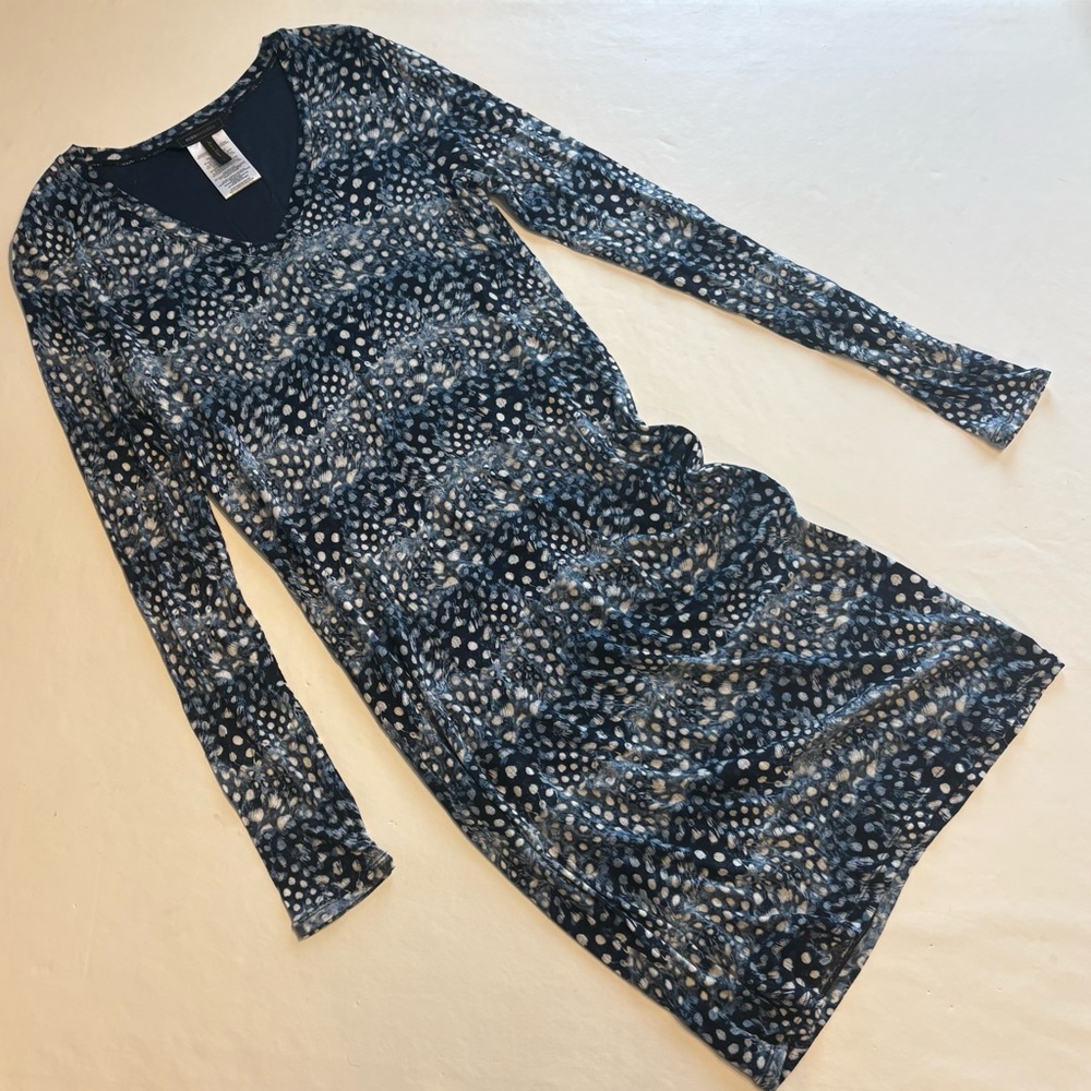 BCBGMaxAzria Tori Dress Blues, Grays, White Long Sleeve Feather Print Size Large
